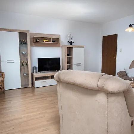 Teelke By Interhome